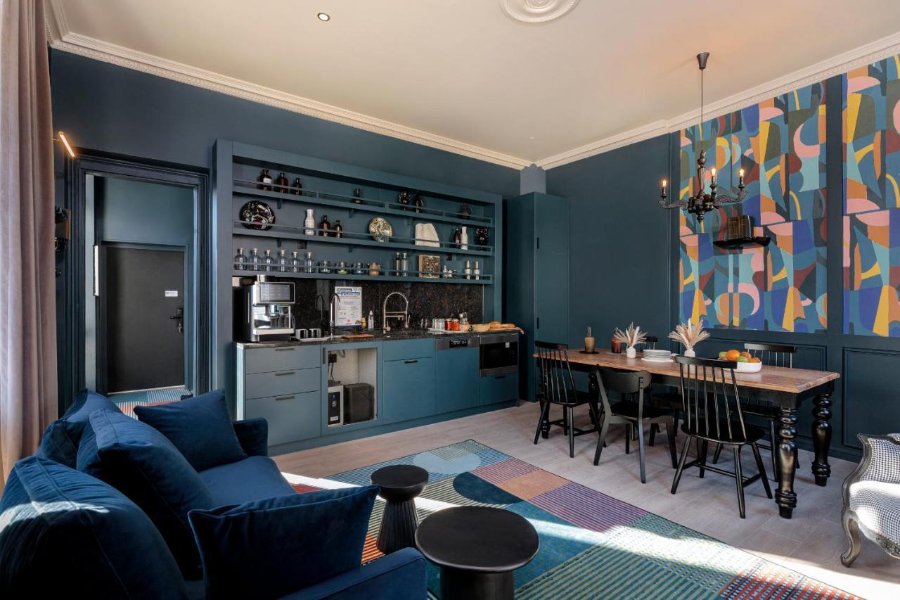Hotel Corneille - Entree Autonome, Reception En Ligne - Encore Mieux ตูร์ ภายนอก รูปภาพ